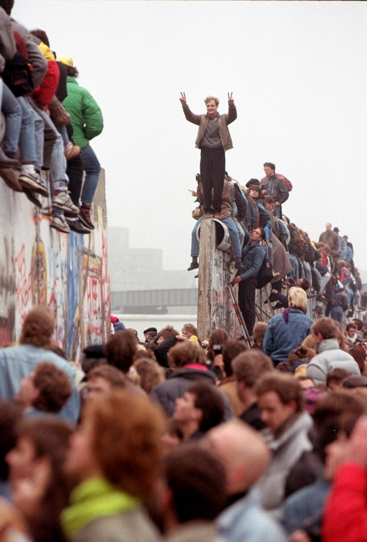 La Chute Du Mur De Berlin Vue Par Un Historien Genevois Radio Lac